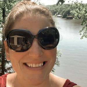 Meet your Posher, Melinda